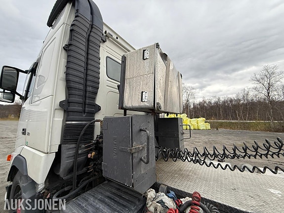 Volvo 6X4 VIN 8 of 30