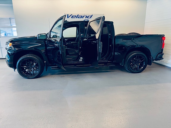 Chevrolet 6 of 30