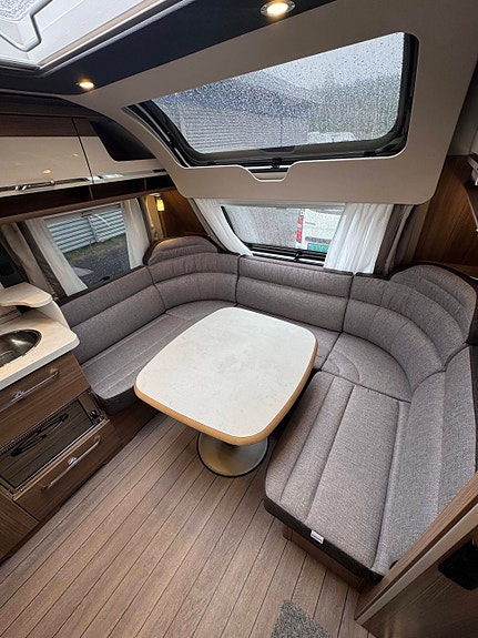 Knaus SCANDINAVIAN SELECTION 590 UE 13 of 30