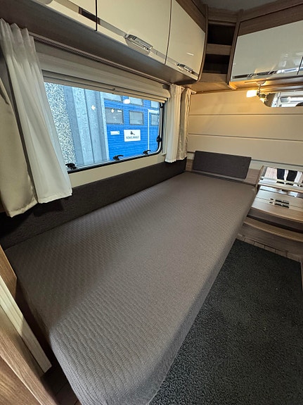 Knaus SCANDINAVIAN SELECTION 590 UE 28 of 30