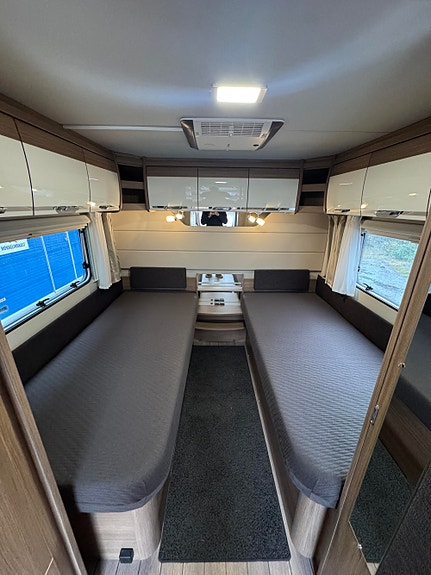 Knaus SCANDINAVIAN SELECTION 590 UE 27 of 30
