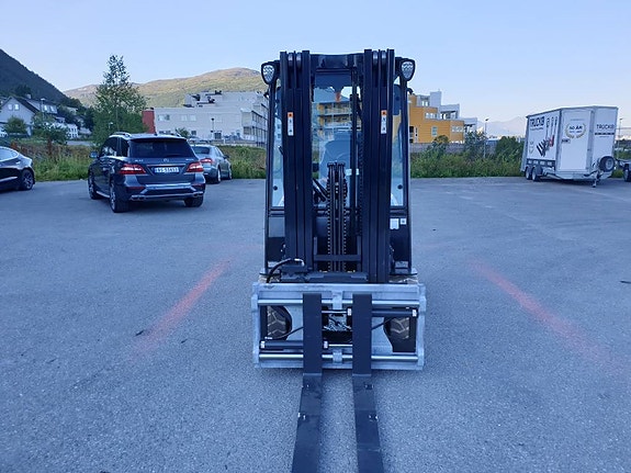 Doosan B35X-7P - 3,5 tonns el. truck - 4,38 m løftehøyde 10 of 24