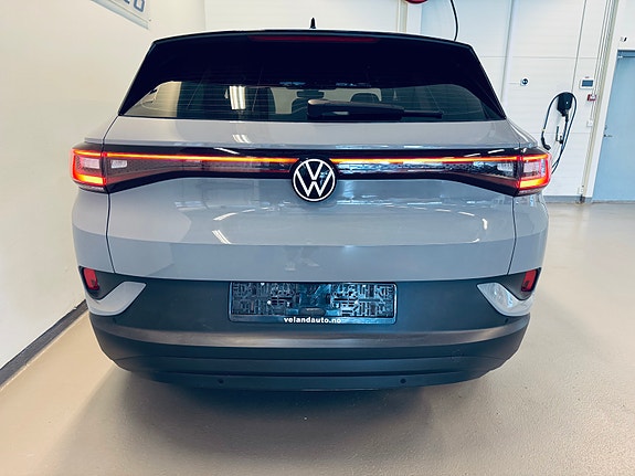 Volkswagen ID.4 8 of 27