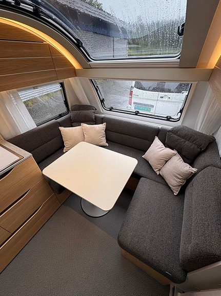 Adria Adora 572 UT SOM NY, ALDE 14 of 30