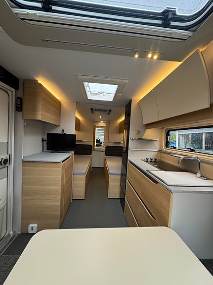 Adria Adora 572 UT SOM NY, ALDE 20 of 30