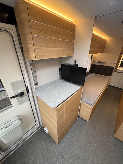 Adria Adora 572 UT SOM NY, ALDE 26 of 30