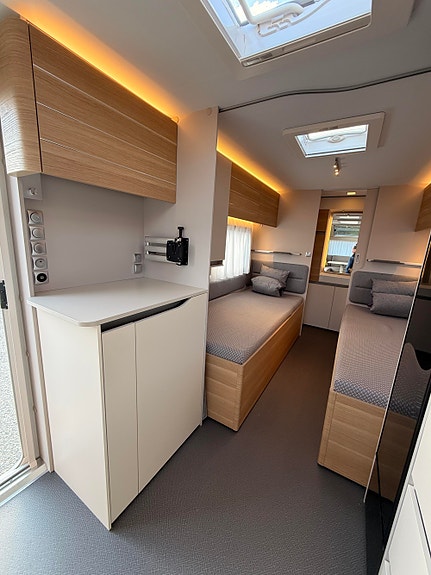 Adria Adora 572 UT Plus **SE PRIS** 25 of 30