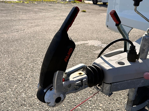 Adria Adora 572 UT Plus **SE PRIS** 12 of 30