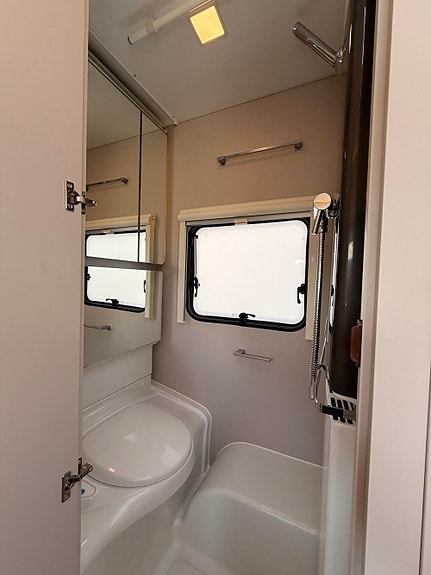 Adria Adora 593 UK Plus, 3 delt køyesenger, Alde **SE PRIS** 29 of 30