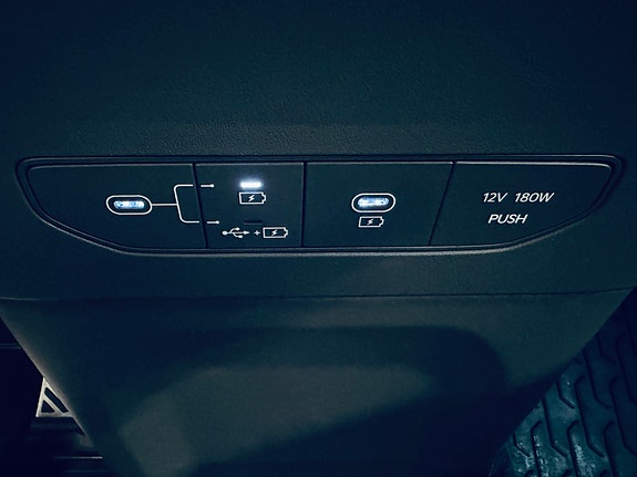 Kia EV9 18 of 30