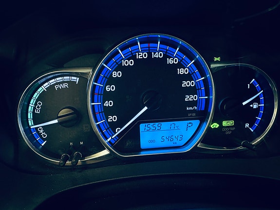 Toyota Yaris 13 of 24