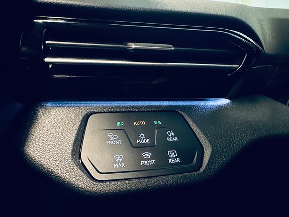 Volkswagen ID.4 GTX 17 of 30