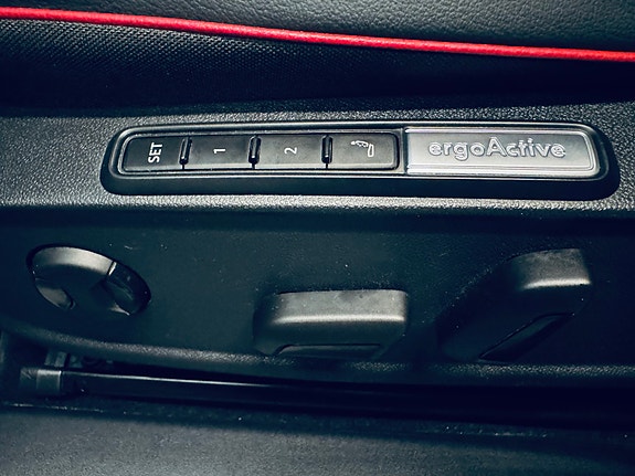 Volkswagen ID.4 GTX 23 of 30