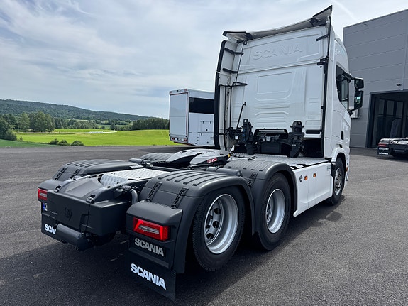 Scania 590R 6x2 trekkvogn 3 of 10