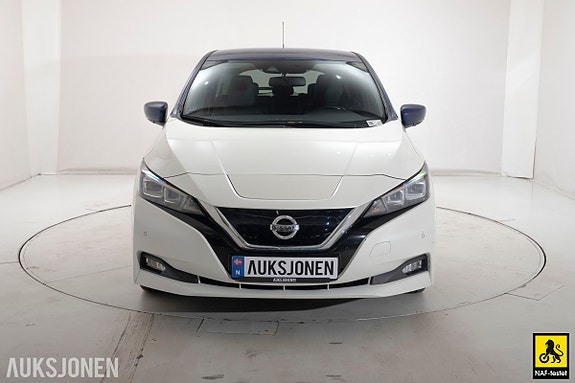 Nissan Leaf 2 of 30