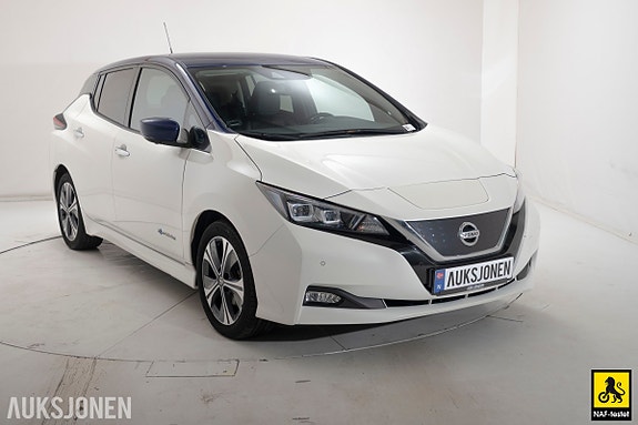 Nissan Leaf 3 of 30