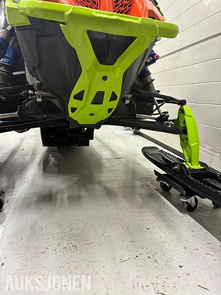 Polaris 9R RMK Khaos Slash 15 of 26
