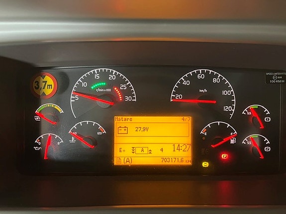 Volvo 9700 B11R 14 of 18