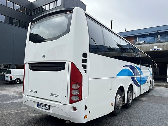 Volvo 9700 B11R 3 of 18
