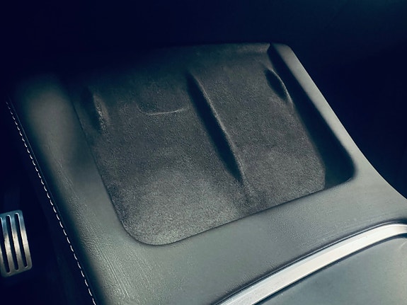 Tesla Model Y 18 of 26
