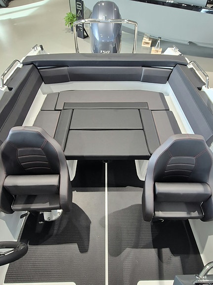 Nesten ny Yamarin Cross 62 BR m/ Yamaha 150hk (el. gir/gass). Kun kr 399.000! 18 of 21