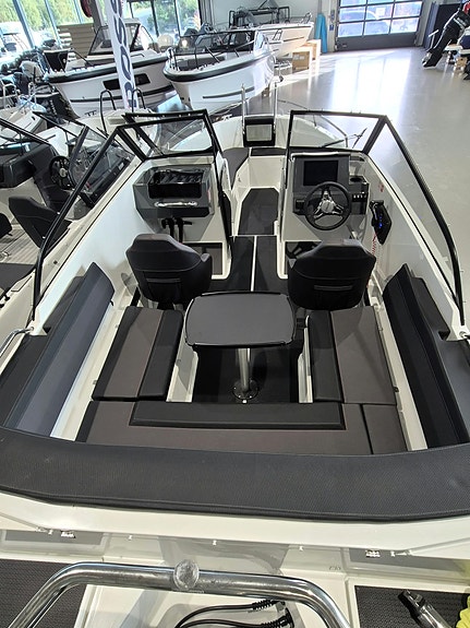 Nesten ny Yamarin Cross 62 BR m/ Yamaha 150hk (el. gir/gass). Kun kr 399.000! 8 of 21
