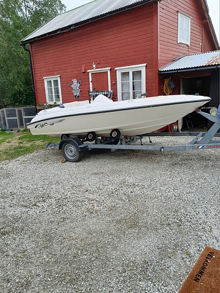 Vannjet Motorbåt 120hk 5 of 5