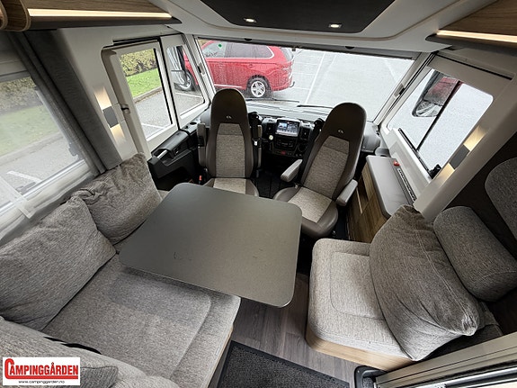 Adria Sonic 700 SC Plus | Alde | Automat | 150 hk | Elektrisk senkeseng og hev/senk queenbed | Litium | Solcelle 17 of 30