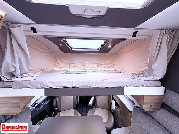 Adria Sonic 700 SC Plus | Alde | Automat | 150 hk | Elektrisk senkeseng og hev/senk queenbed | Litium | Solcelle 19 of 30