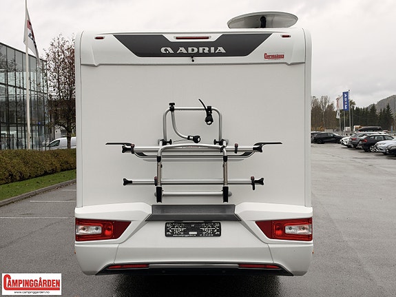Adria Sonic 700 SC Plus | Alde | Automat | 150 hk | Elektrisk senkeseng og hev/senk queenbed | Litium | Solcelle 5 of 30