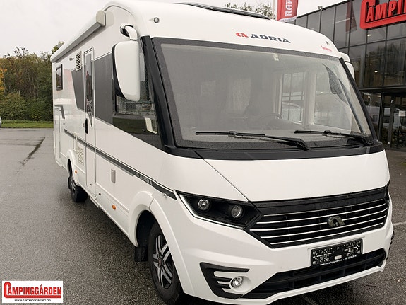 Adria Sonic 700 SC Plus | Alde | Automat | 150 hk | Elektrisk senkeseng og hev/senk queenbed | Litium | Solcelle 11 of 30