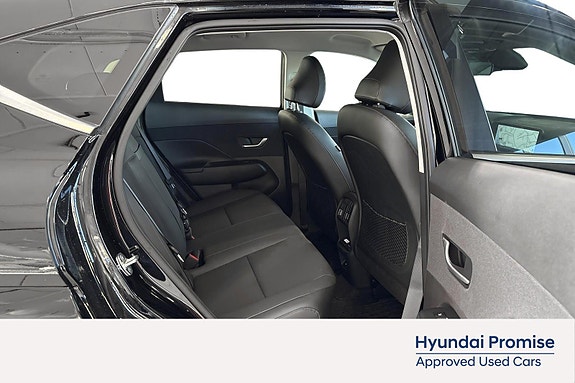 Hyundai Kona 16 of 30