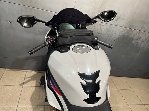 BMW S 1000 RR 16 of 21