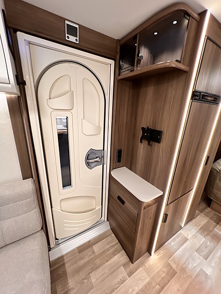 KABE ONYX 630 TDL KS E8 2300kg Totalvekt 22 of 30