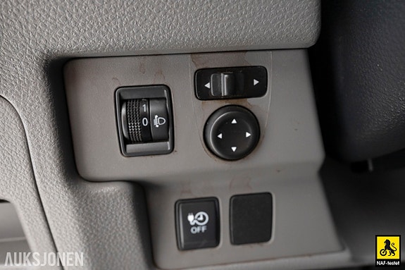 Nissan e-NV200 10 of 30