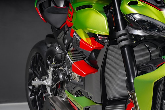 Ducati Streetfighter V4S Lamborghini STO nr.051/630 16 of 30