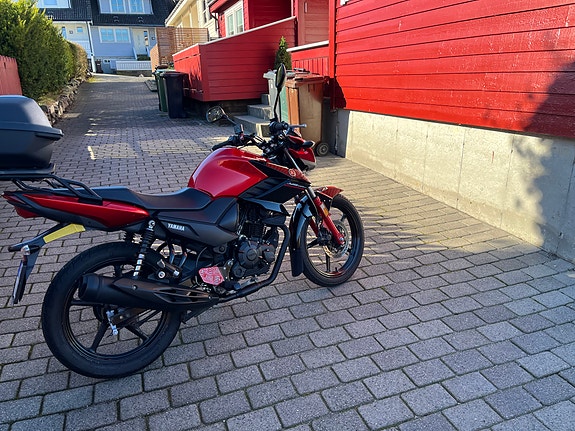 Yamaha YS 125 6 of 8