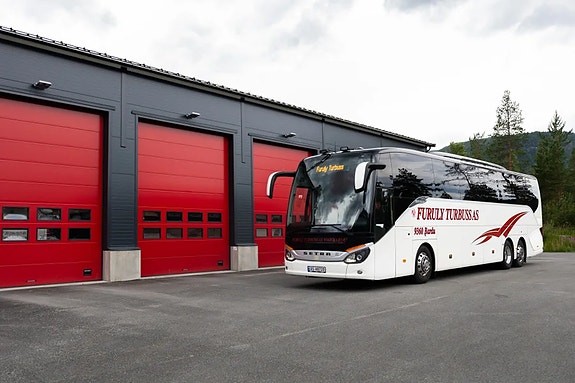 Setra S546 HD 2 of 5