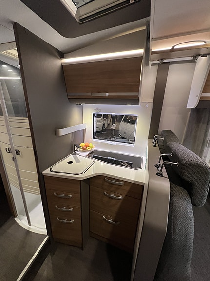 Adria MATRIX 670SC ALDE / SOLCELLE / LITHIUM / ALDE 18 of 30