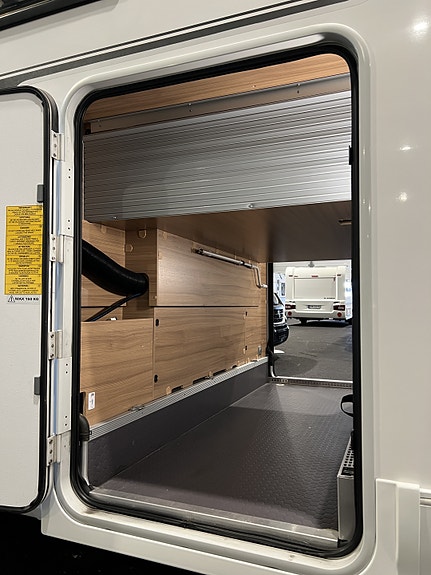 Adria MATRIX 670SC ALDE / SOLCELLE / LITHIUM / ALDE 8 of 30