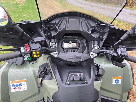 Can-Am Outlander Max Pro+ 570 T 4 of 7