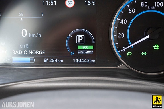 Nissan Leaf 28 of 30