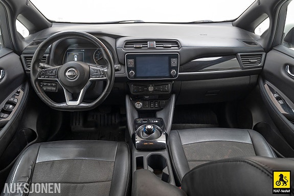 Nissan Leaf 29 of 30