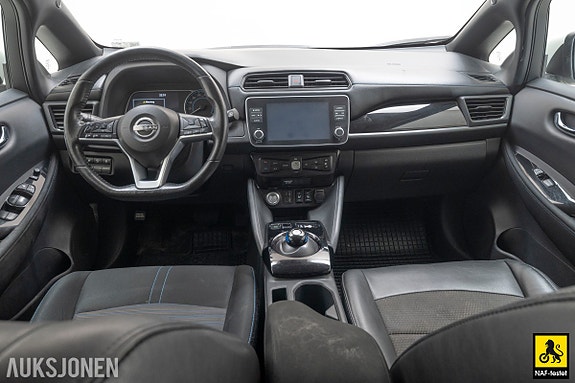 Nissan Leaf 29 of 30