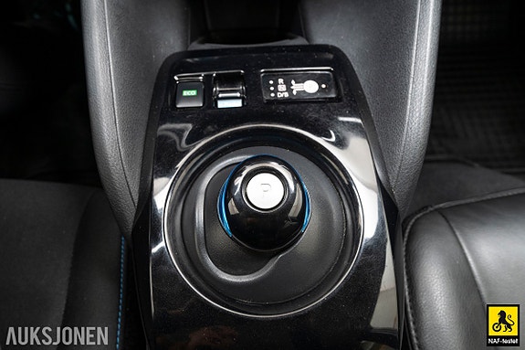 Nissan Leaf 17 of 30