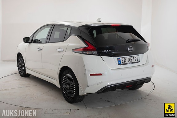 Nissan Leaf 6 of 30