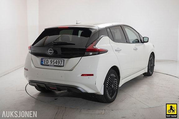 Nissan Leaf 4 of 30