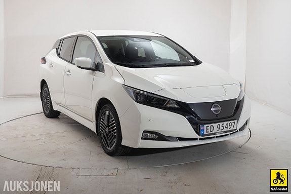 Nissan Leaf 3 of 30