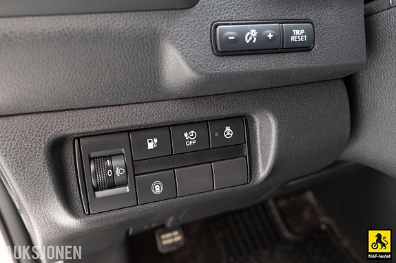 Nissan Leaf 10 of 30