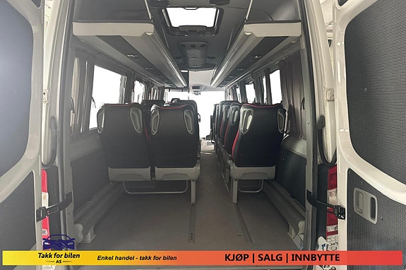 Mercedes-Benz Sprinter 519 CDI 10 of 12